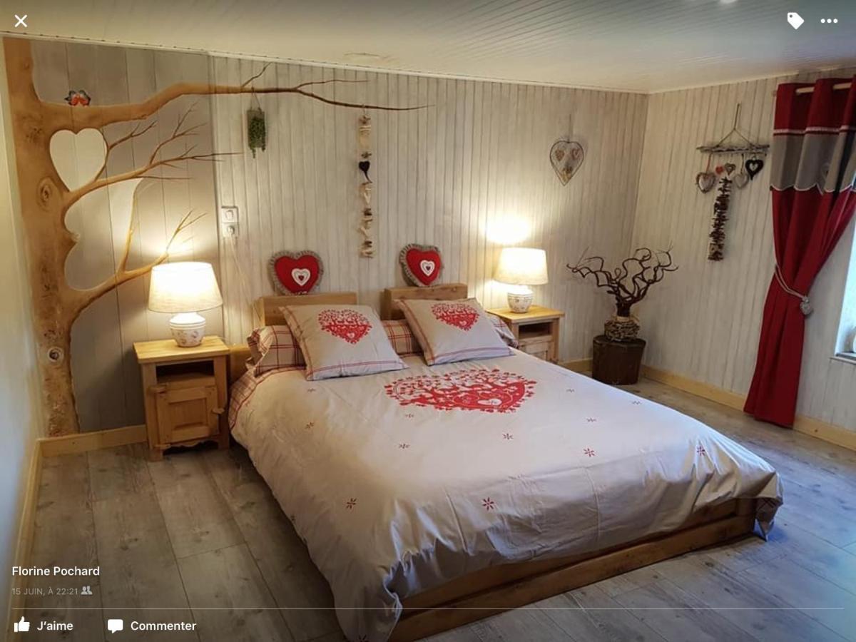La Ferme De La-Haut B&B Le Haut-du-Them Экстерьер фото